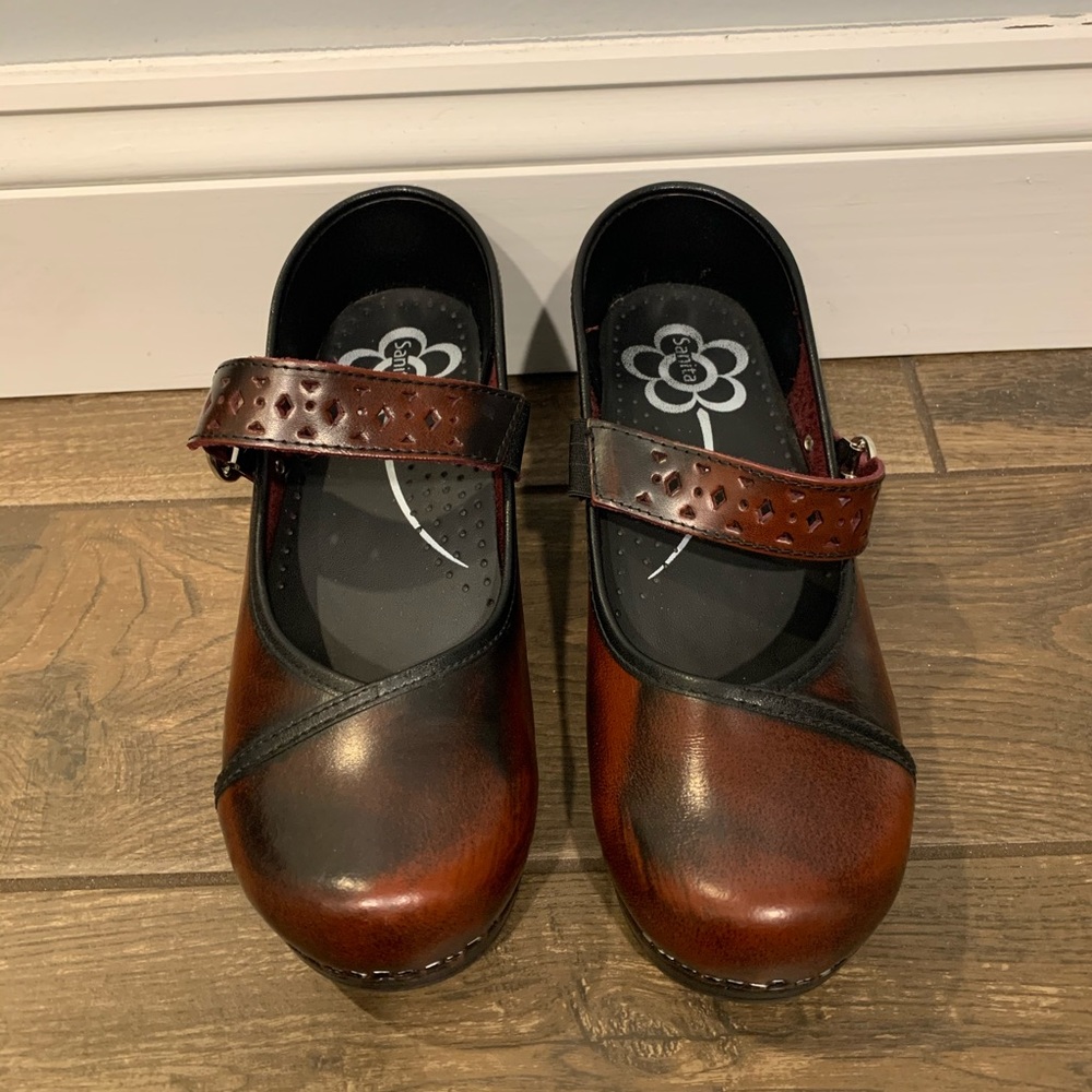 Sanita Clogs